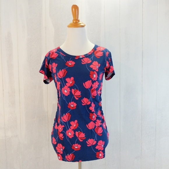 Market & Spruce Tops - NWT MARKET AND SPRUCE maternity short sleeve top